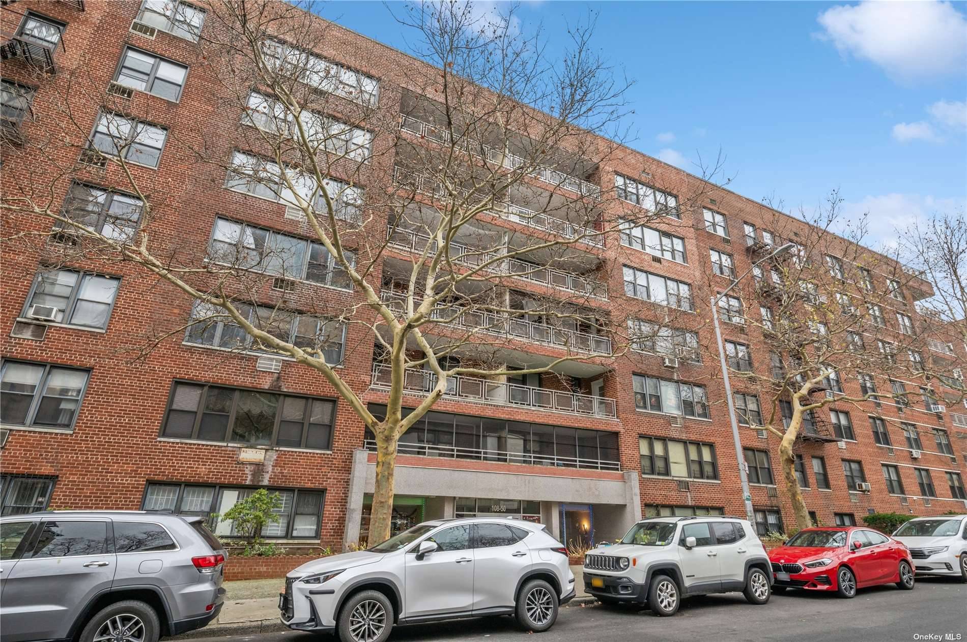 WELL MAINTAINED SPACIOUS 2 BEDROON 1 BATHROOM APARTMENT WITH A LOT OF CLOSET SPACE IN THE HEART OF FOREST HILLS.