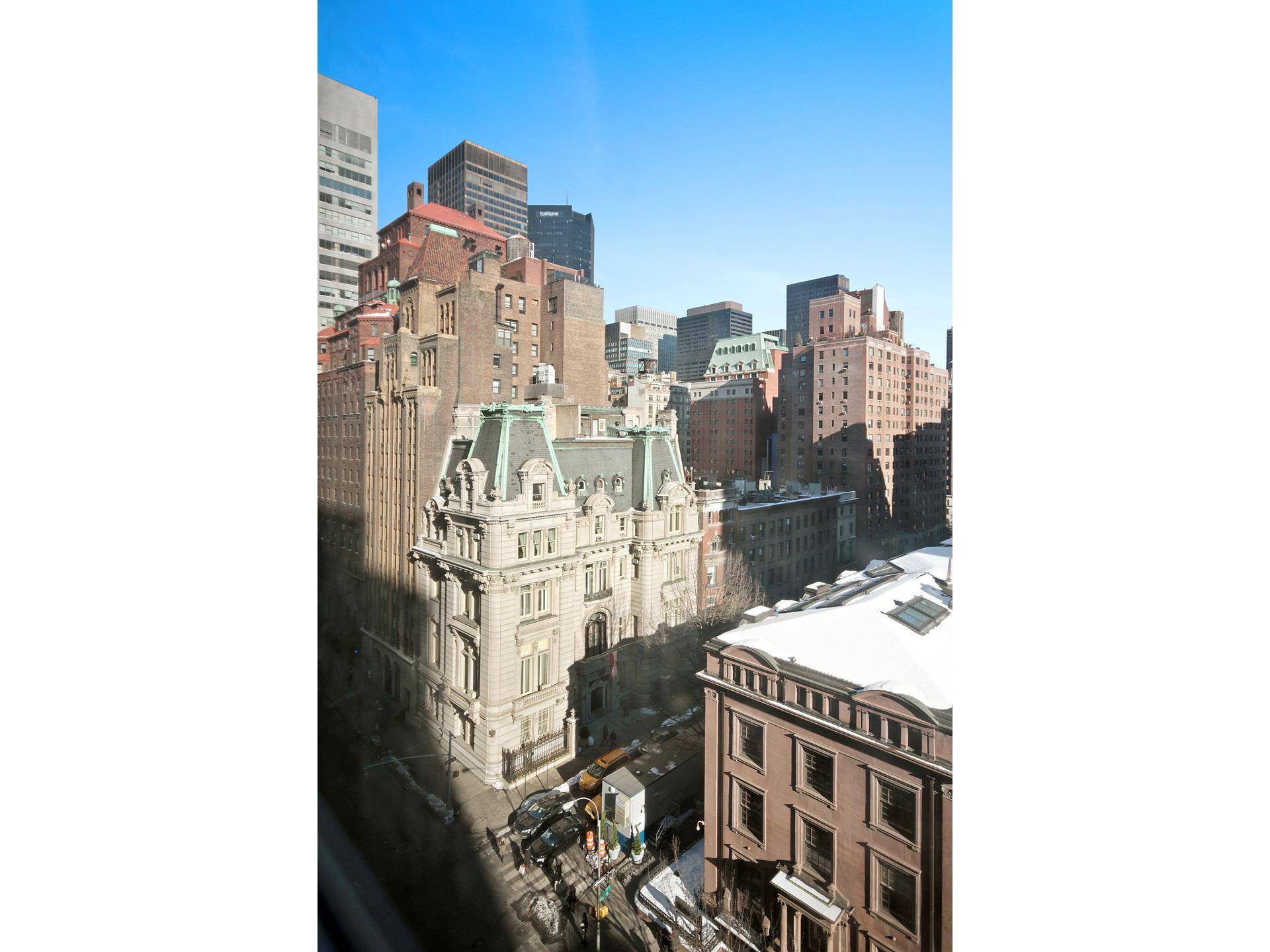 Create your two bedroom two bathroom duplex apartment on Madison Avenue with a private terrace.