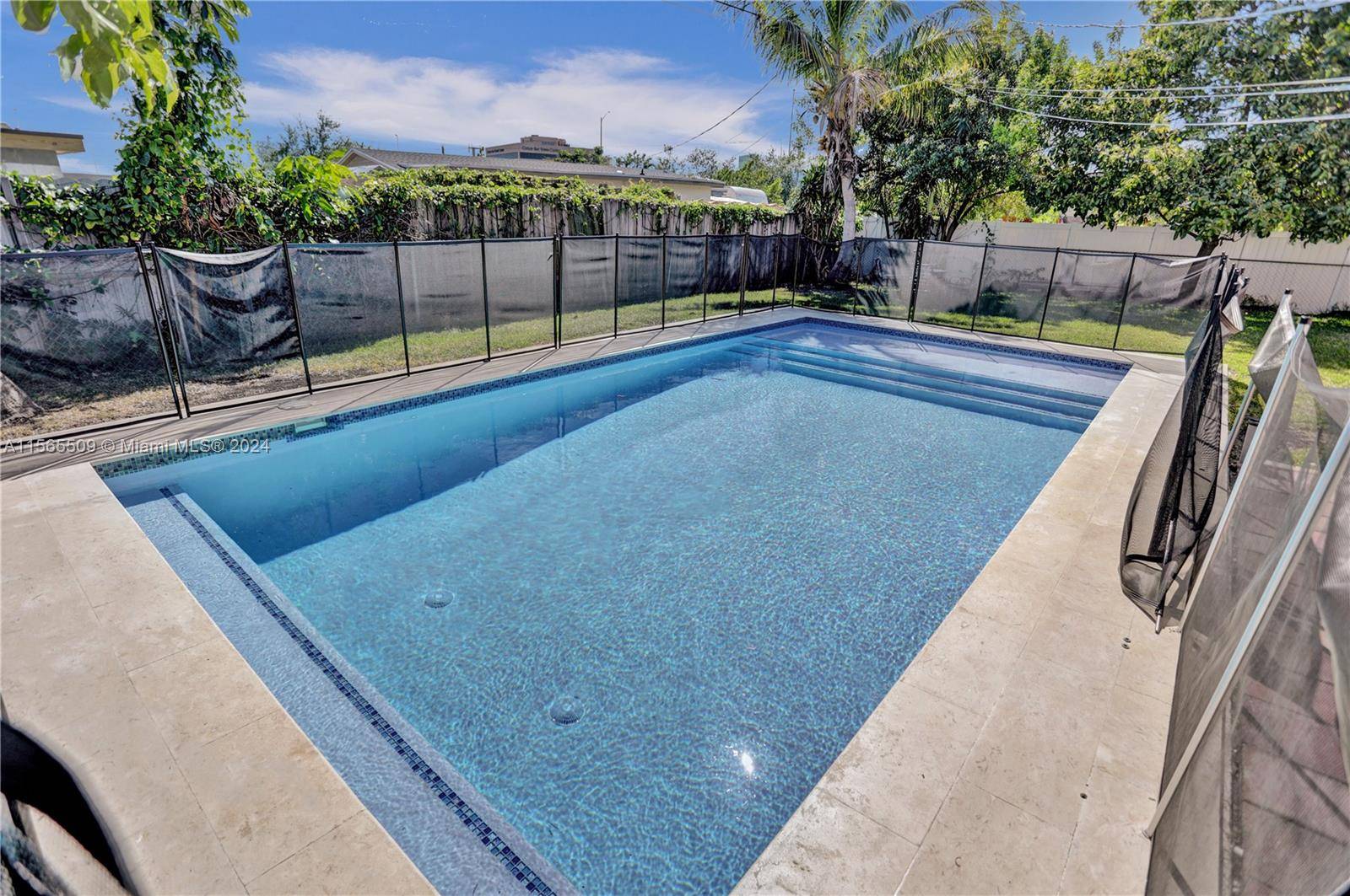 Amazing 4 2 pool house with no HOA in Cutler Bay is a must see !