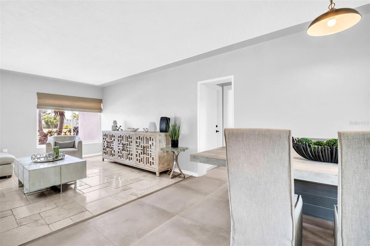 Seamless Living & Dining Spaces