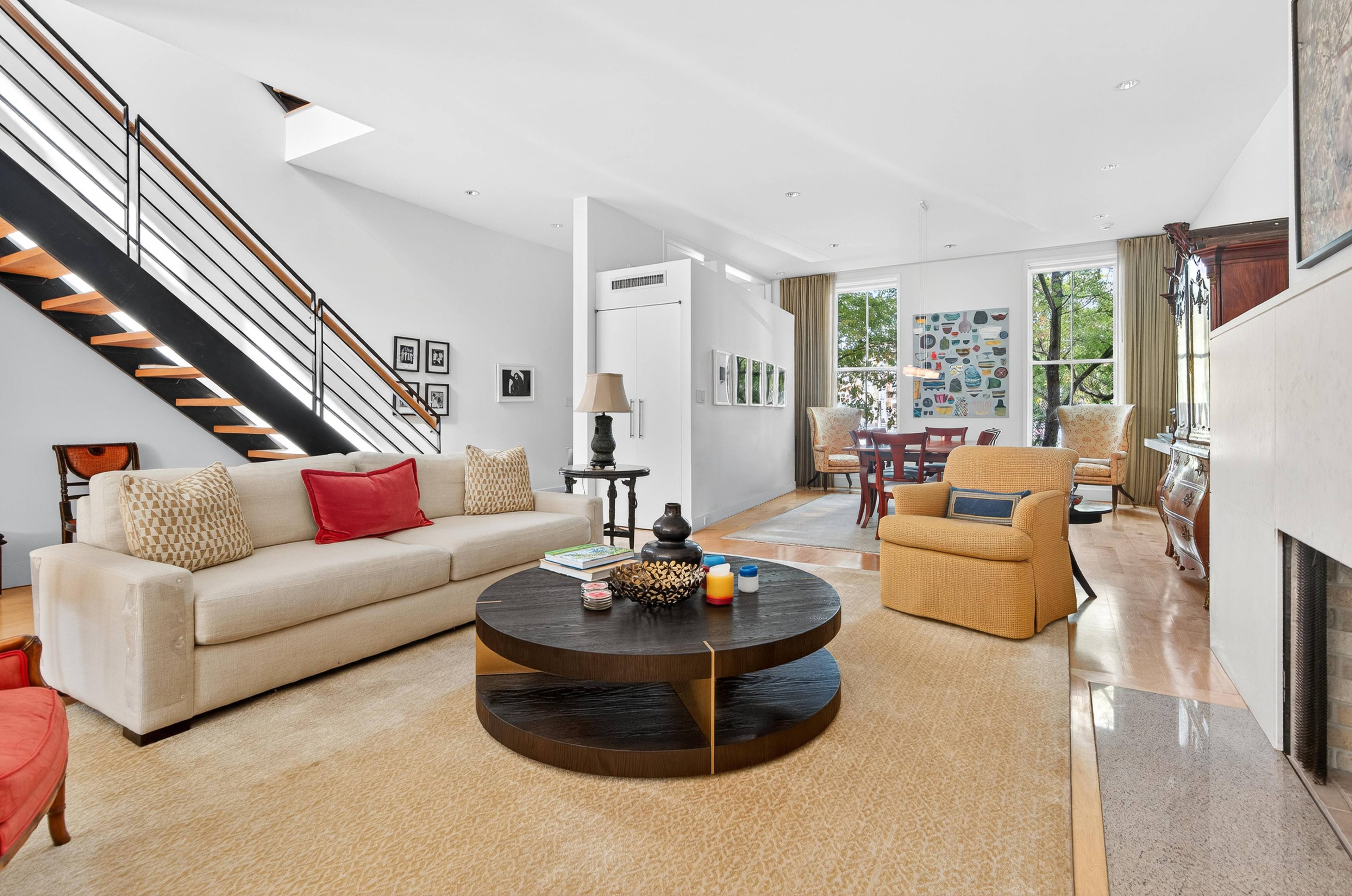 54 Butler Street Cobble Hill Townhouse Triplex 3 Beds, 2.