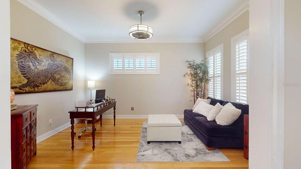 Large Office in front of home