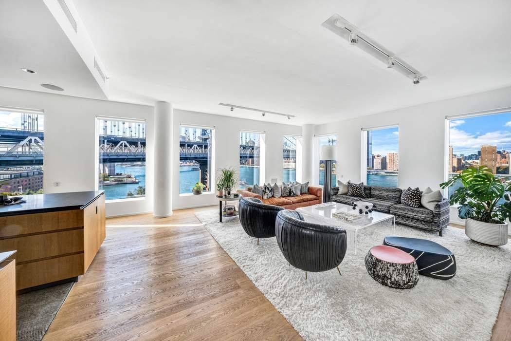 Don't miss out on the opportunity to own this pristine and immaculately kept Penthouse at 1 John Street.
