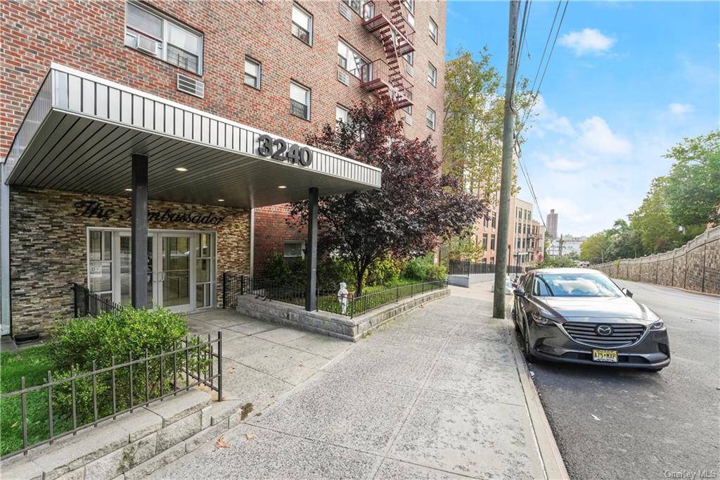 Unleash the potential of this 800 square foot, 2 bedroom, 1 bathroom apartment in Riverdale, NY, where you can infuse your personal style and creativity into every corner.