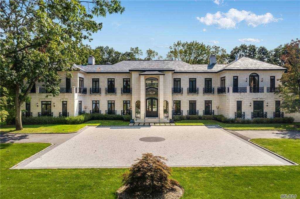 Exquisite 7 bedroom, 8 bath Grand 5 Acre Estate located on the Gold Coast of Long Island.