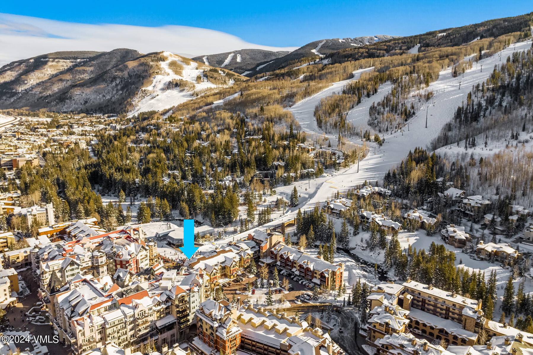 One of the rare authentic ski in ski out homes in Vail, this front row property stands merely around 150 feet from the Lionshead Gondola and Chair 8 ski lift.