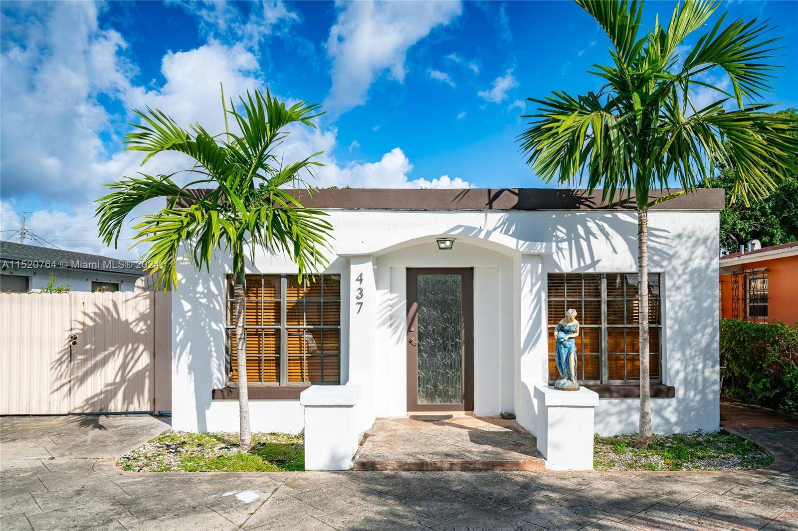 Great opportunity to own a Single Family Home with 4 bedrooms and 3 Bathrooms, Centrally located in a quiet neighborhood in Hialeah.
