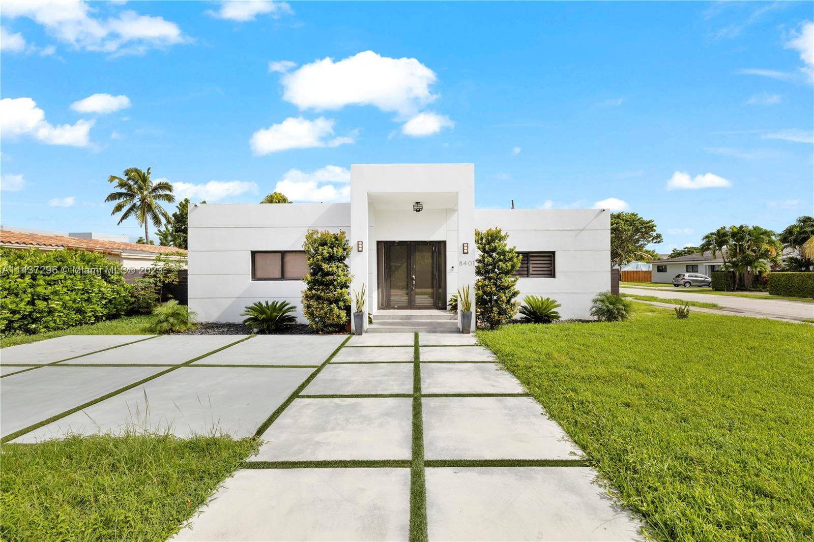 LOCATION... LOCATION... LOCATION BEAUTIFULL COMPLETELY RENOVATED HOME FOR SALE IN THE HEART OF MIAMI.