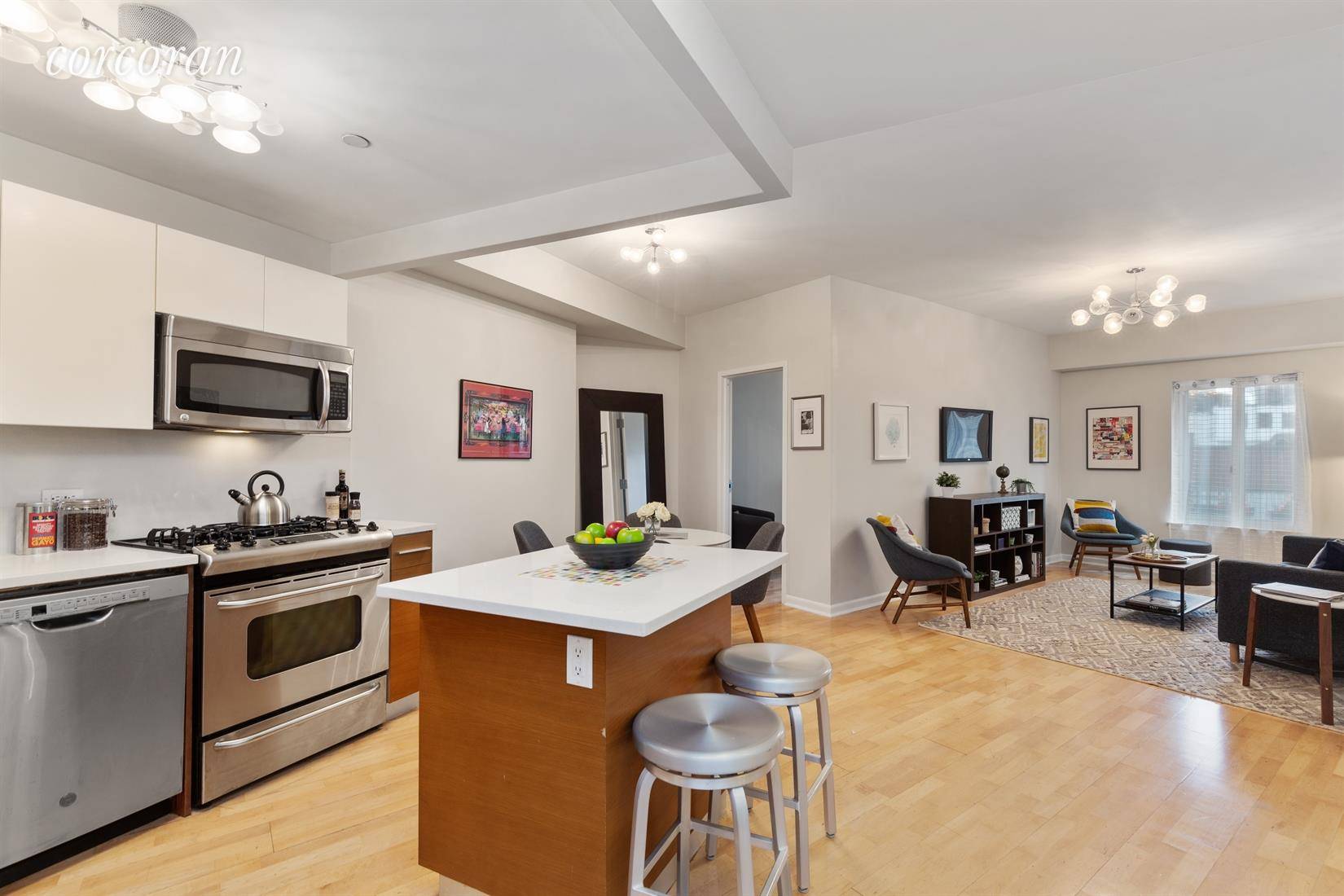 This spacious condo is wonderfully located in the heart of DUMBO and offers great space in the middle of one of Brooklyns most sought after neighborhoods.