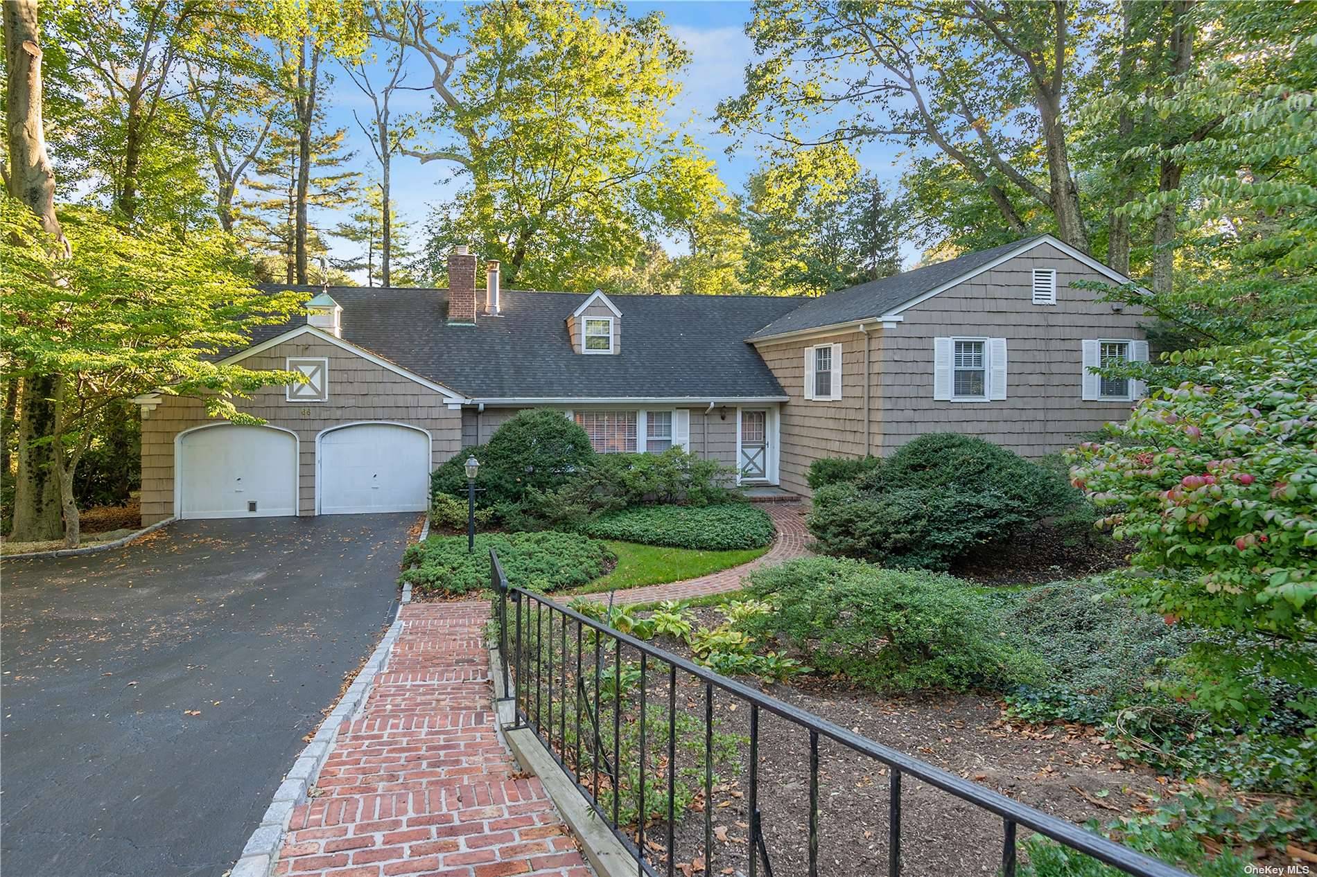 Perfectly nestled in the heart of prestigious Roslyn Estates, this beautifully maintained and pristine home with open floor plan and oversized rooms features a large Living Room and Dining Room, ...
