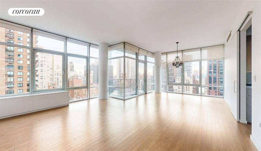 This impeccable mint condition resident, located in the highly sought after 310 East 53rd Street luxury condominium, epitomizes sunlit sophistication.