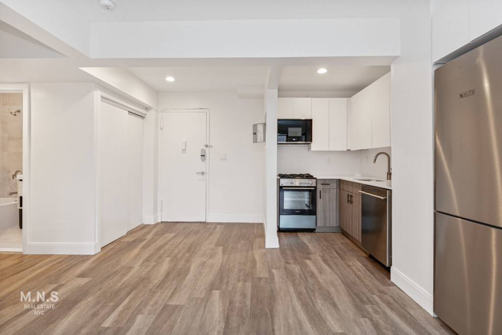 Rent Stabilized, Large, Gut Renovated, 1 Bedroom, Washer Dryer, Large Private Outdoor SpaceLocated in prime Gramercy Kips Bay border is 225 E 26th, a beautiful boutique building offering stunning brand ...