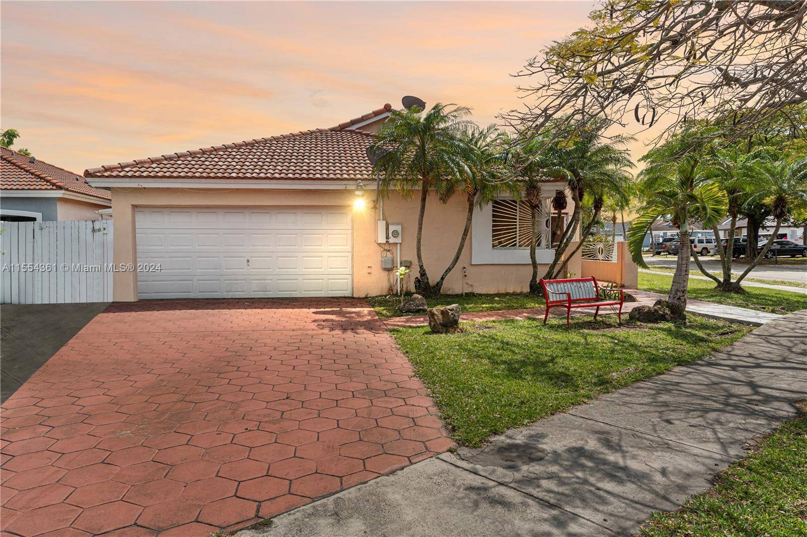 Welcome to 11450 SW 185th St, Miami, FL 33157.