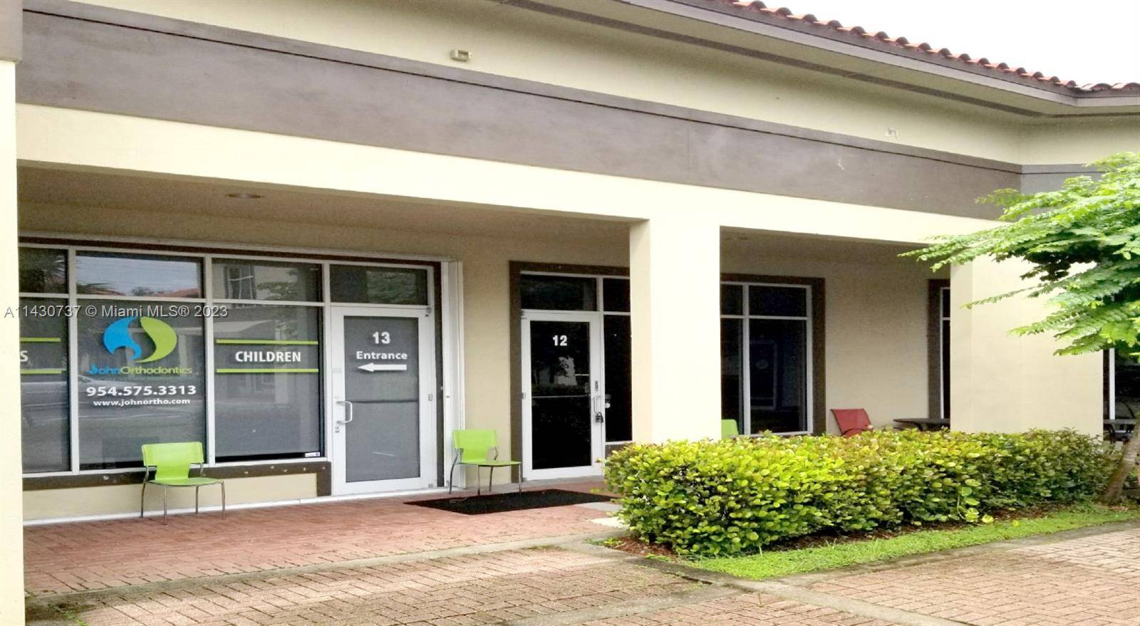 Incredible lease opportunity in Coral Springs, FL !