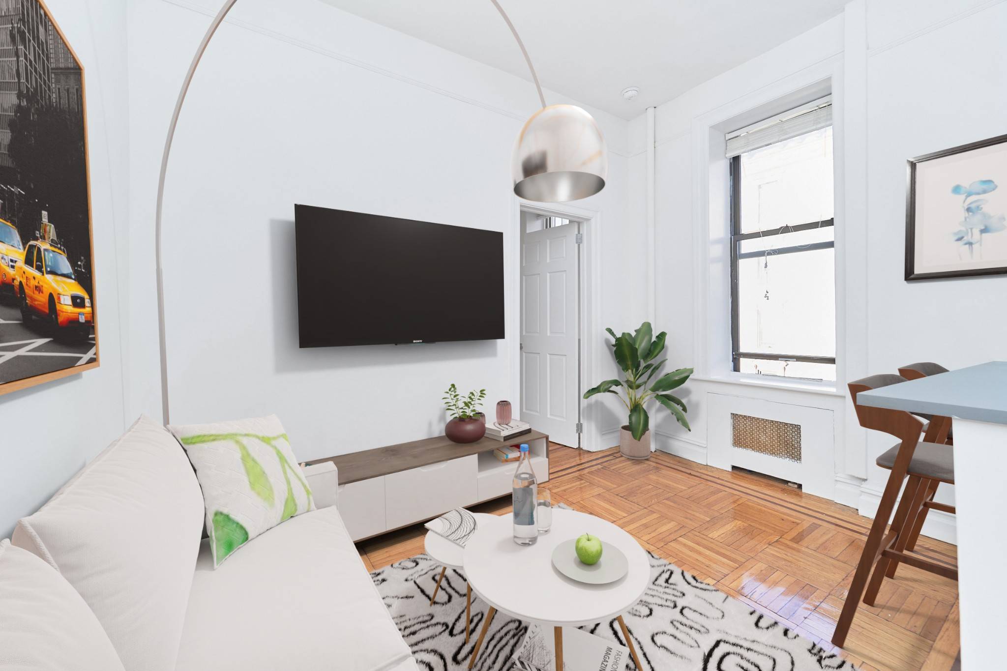 JUST LISTED 1 BED RENOVATED Prime East VillageAPARTMENT DETAILS DishwasherWindowed Open KitchenHigh CeilingsHardwood FloorsNatural SunlightQueen sized bedroomBUILDING amp ; AREA Charming Walk UpHeart of the East VillageGreat Super amp ; ...