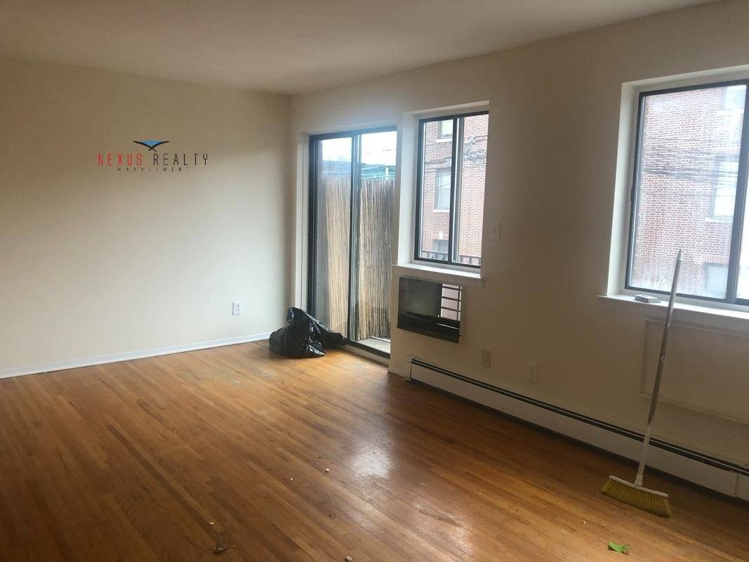 Spacious 3 Bedroom apartment in Astoria Place 25002 King size and 1 queen size bedrooms with great closet space on the 2nd floorHuge living room BalconyEat in kitchen with great ...