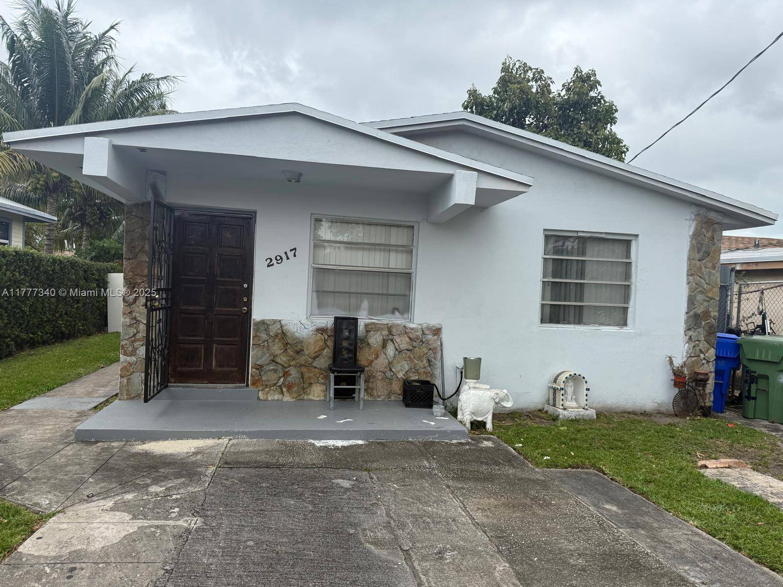 Fantastic multi family opportunity !