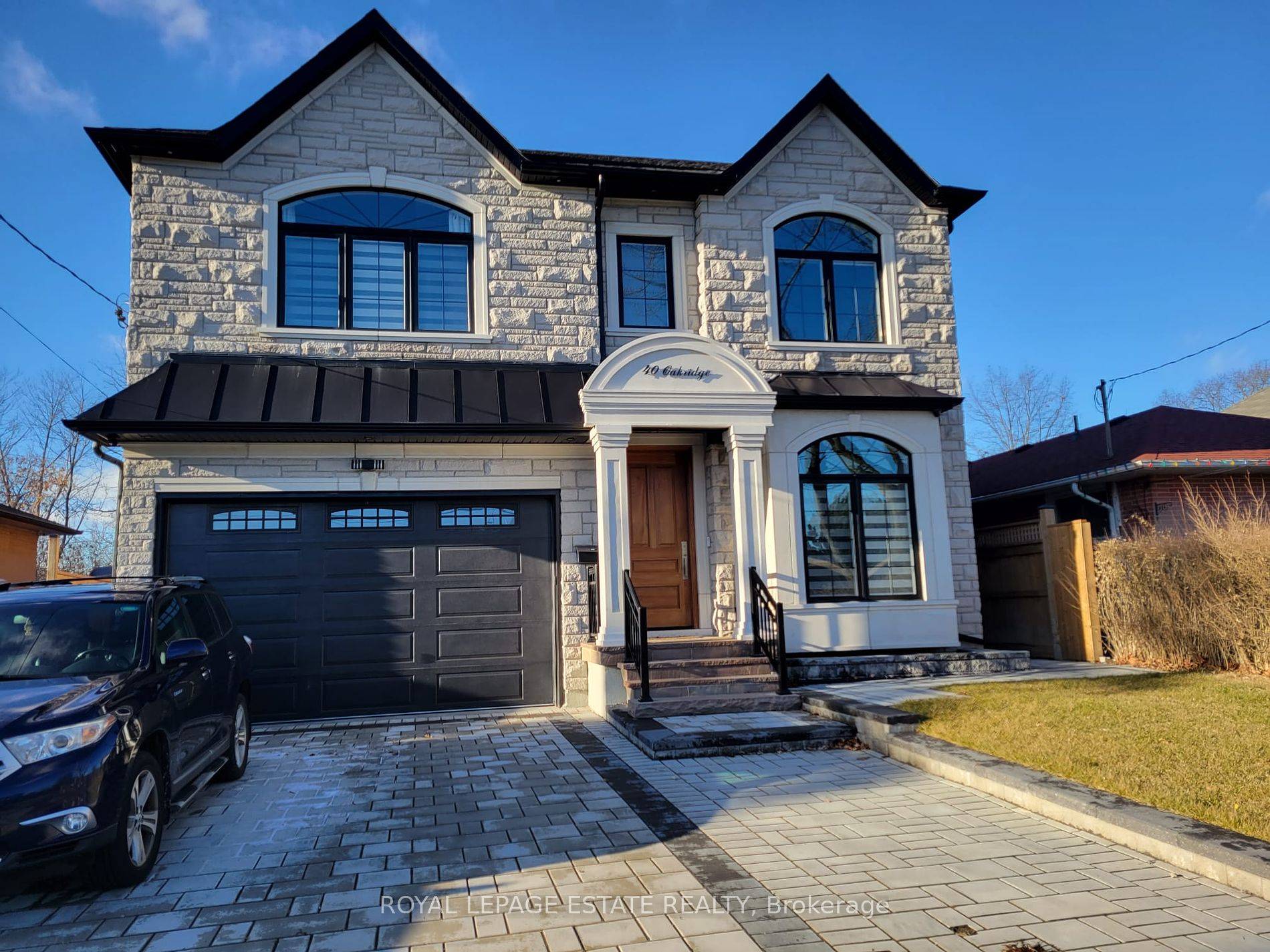 Beautiful custom home Located in the desirable family friendly Cliffcrest neighbourhood on a fantastic street backing onto greenspace.