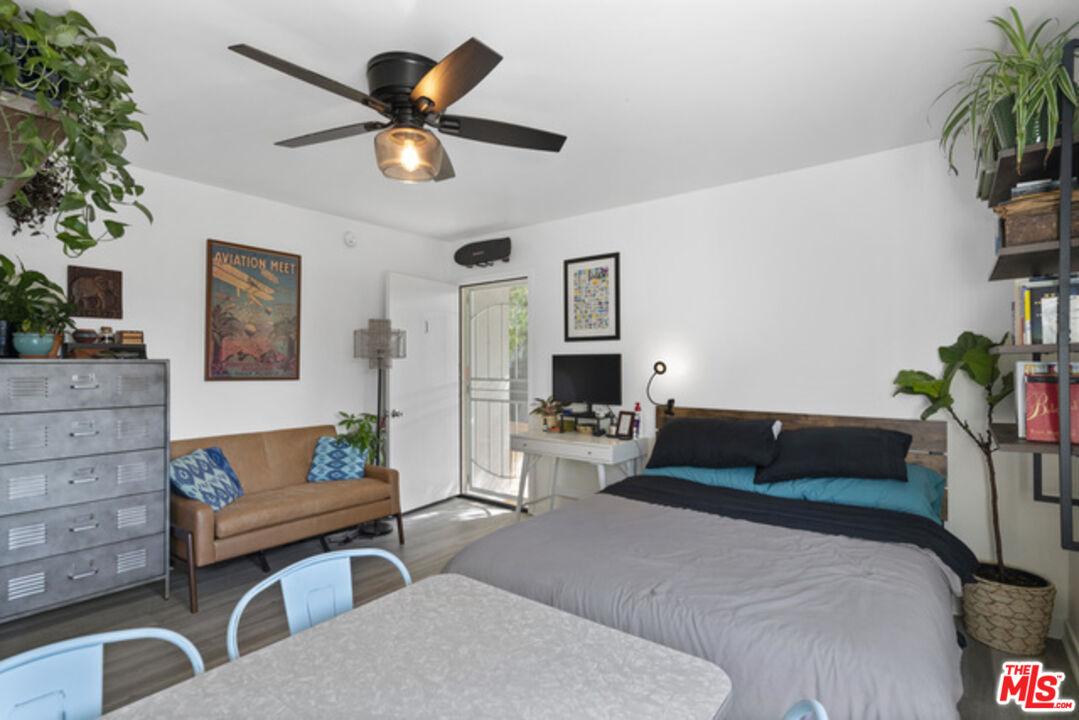 Unit 1 | Studio & 1 Ba