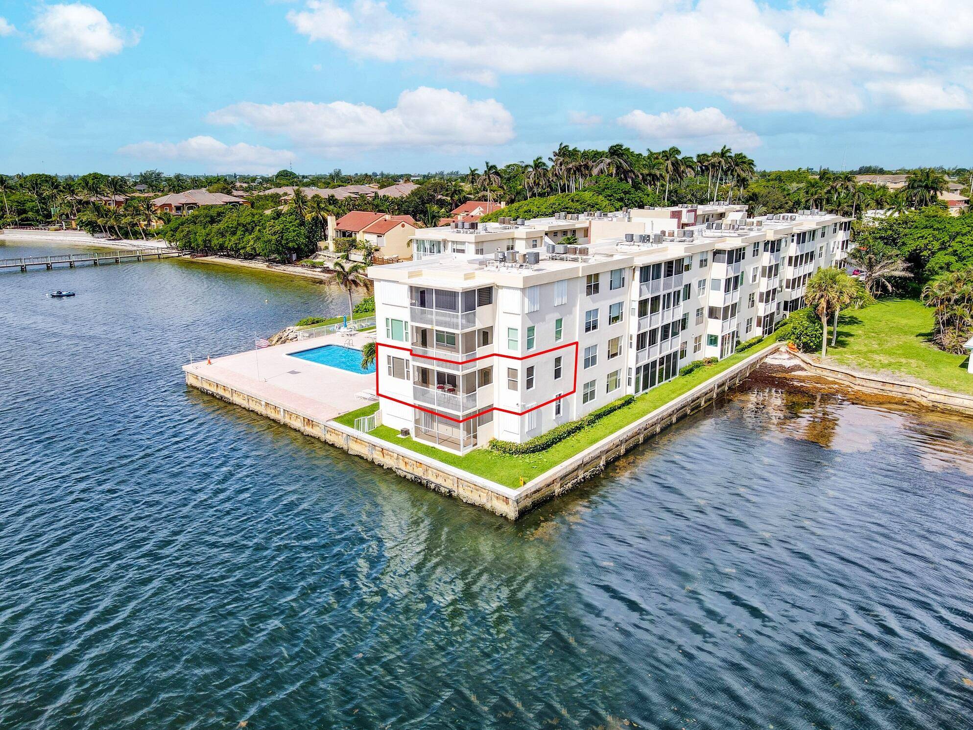 Amazing Intracoastal Waterway Views from every room !