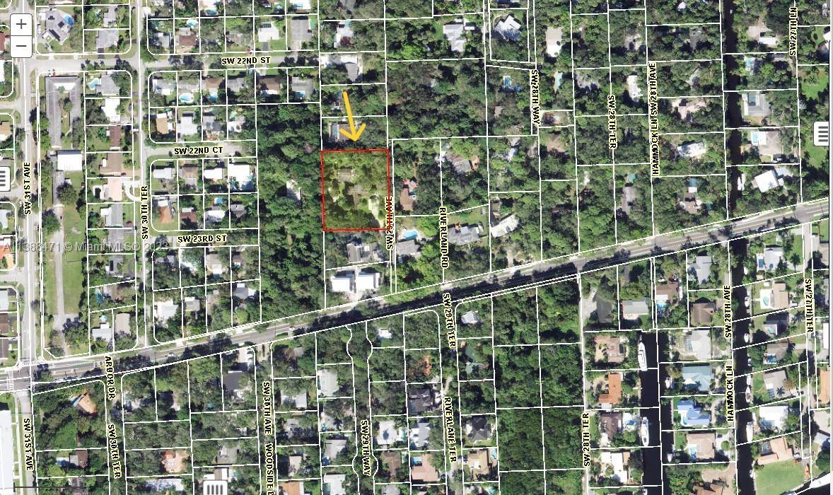 Indeed, owning one of the few acre lots available in Fort Lauderdale's Riverland area is an amazing opportunity.