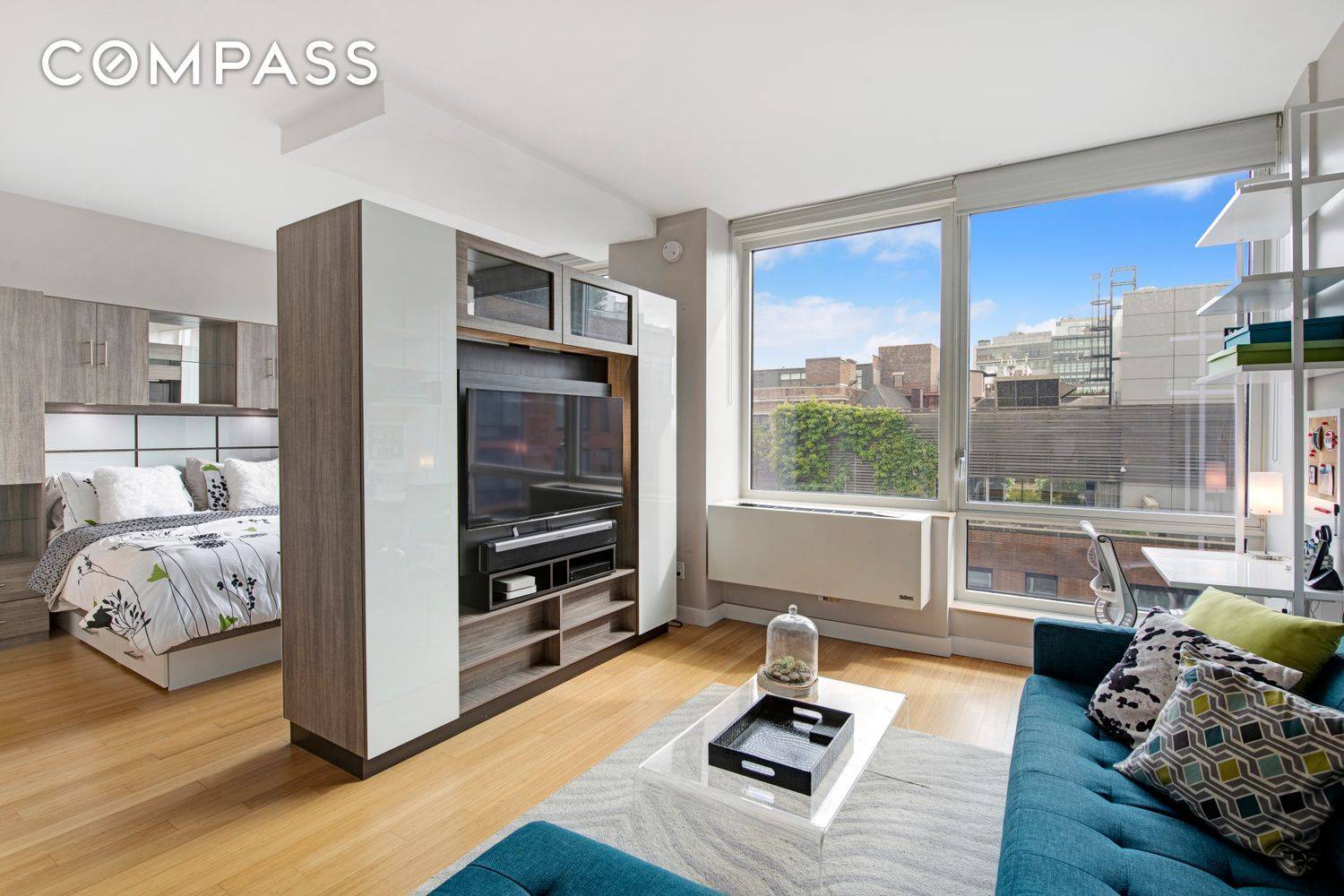 FULLY FURNISHED Located at The Caledonia, this south facing alcove studio is a perfect way to live into one of the city's most rapidly evolving and buzzing neighborhoods.