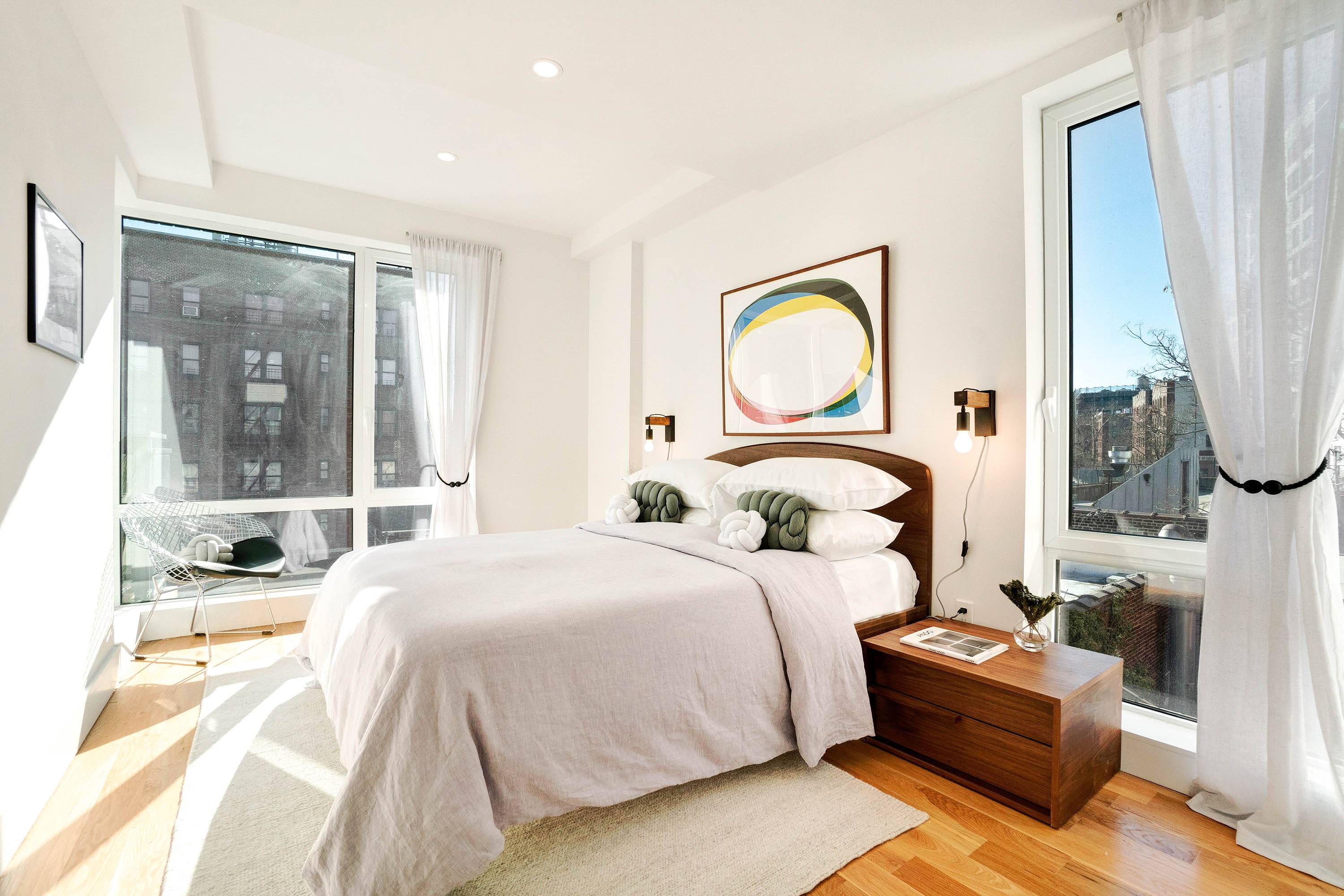 No Fee 2 Bed 1 Bath The Cambridge located at 2155 Caton Ave is a finely detailed 30 unit boutique rental building in Prospect Lefferts Garden, Brooklyn.
