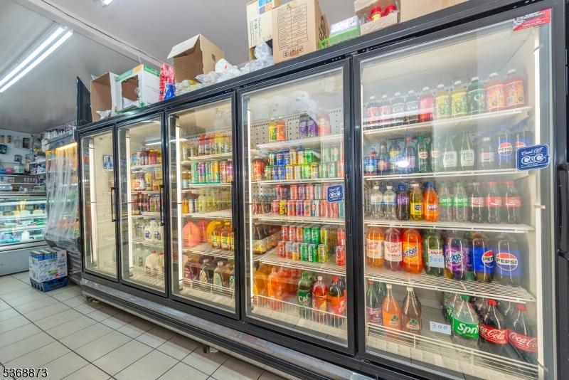 STORE