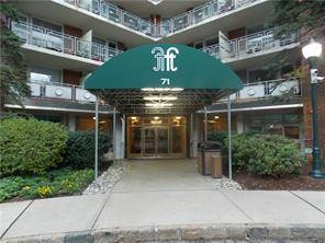 Totally renovated ! 2 bedroom, 1 bath high rise condo.
