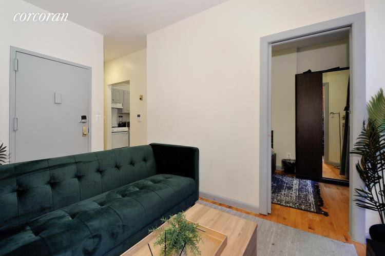 Spacious 3 bedroom right in the middle of the NYC action !