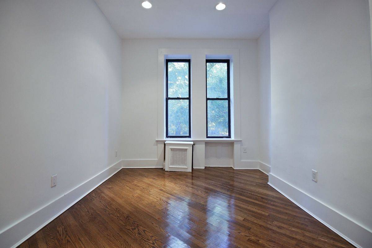 Gorgeous One Bedroom Facing Tompkins Square Park !