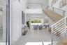 FOYER_STRAIGHT_EB