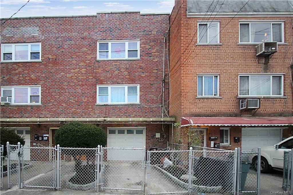 Calling all investors welcome home to this spacious two family home located on Maclay Avenue in the Bronx !