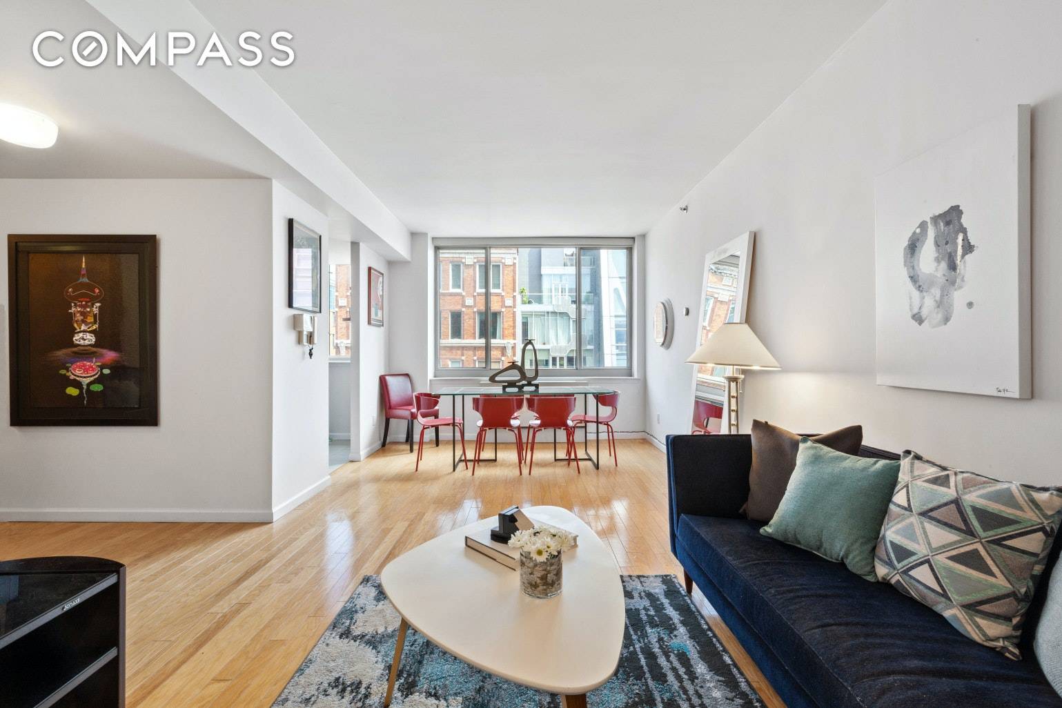 Spacious 1 Bedroom Rental West Chelsea This 12th floor spacious one bedroom is located in at the Marais located in the West Chelsea Arts District.