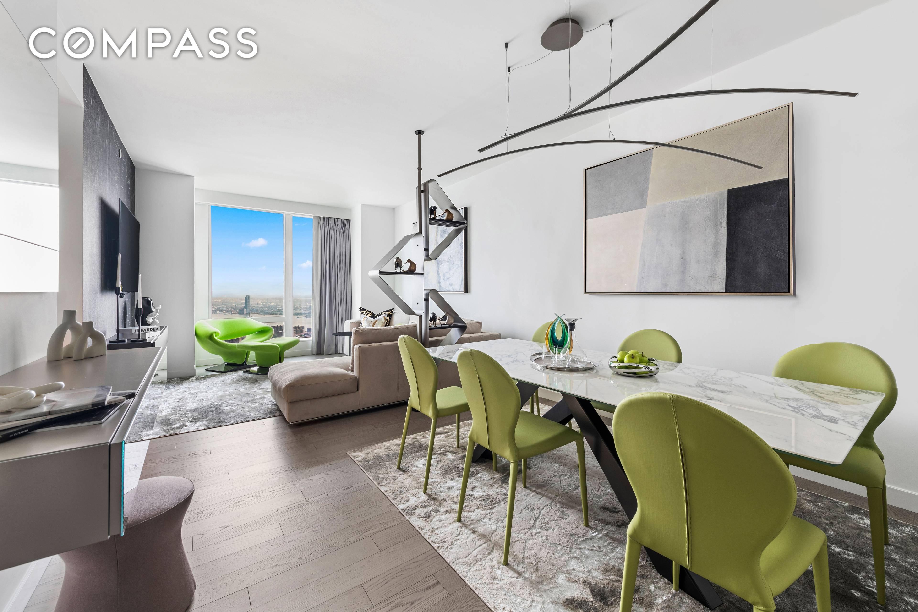 Welcome to Residence 58E at One Manhattan Square.