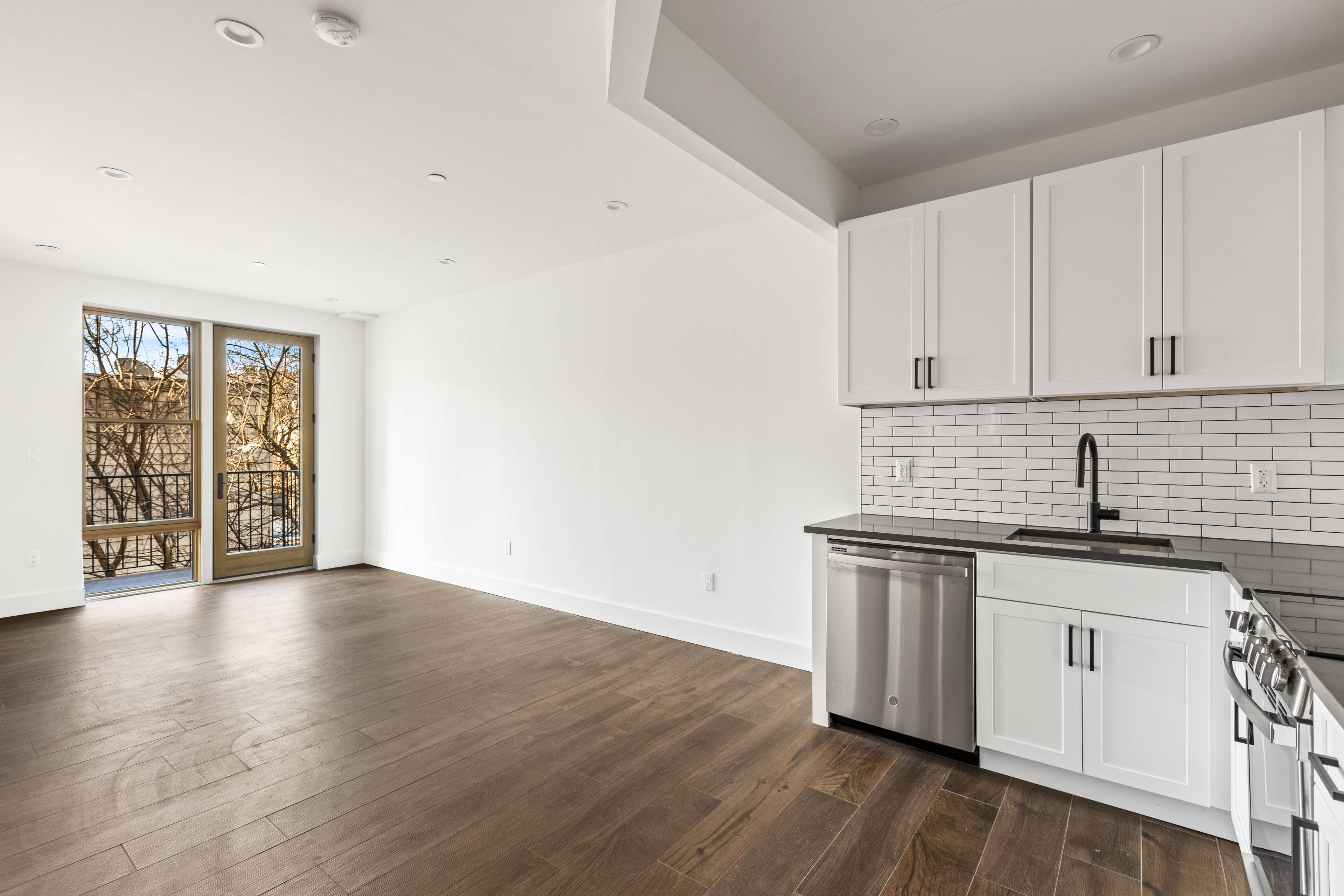 898 is a new boutique development in the heart of Bushwick offering one, two and three bedroom homes.