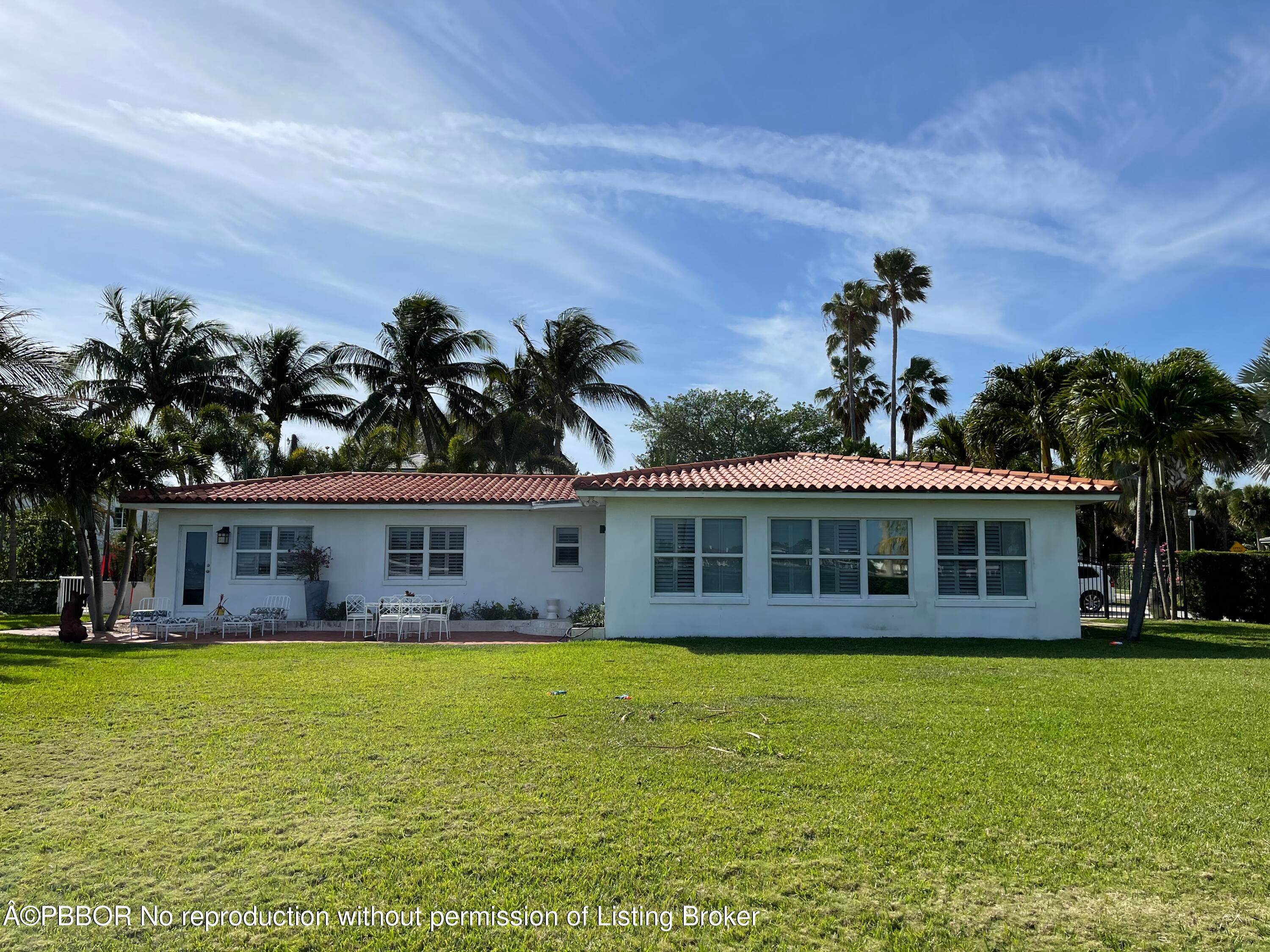 Beautiful 3 bedroom 3. 1 bath home at Sunset and Flagler.