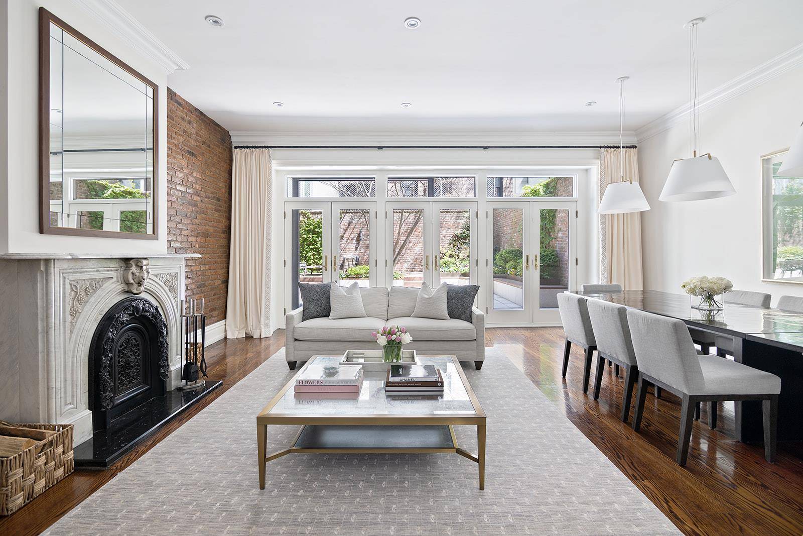 Located in a classic brownstone on a quiet, tree lined stretch of West 22nd Street, Residence 1 features one of the largest private gardens in West Chelsea.