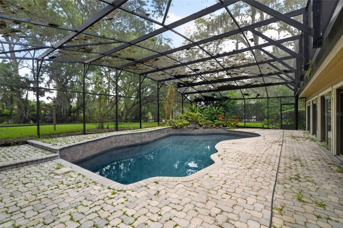 1808 Wingfield Dr