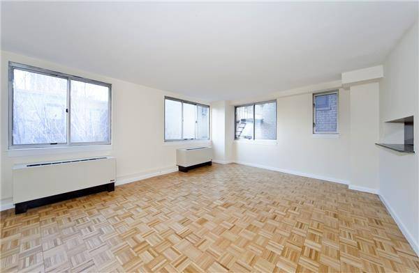 Super spacious 2 bed 2 bath corner apartment with the double expo.