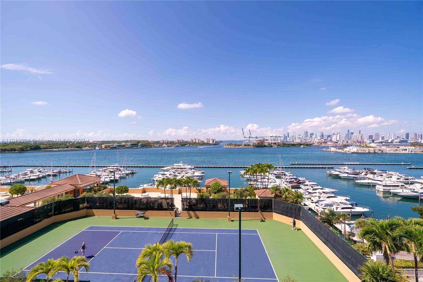 FABULOUS 2 BED 2 BATH CORNER UNIT SOUTH OF 5TH STREET WITH BREATHTAKING BAY, DOWNTOWN BISCAYNE BAY VIEWS.