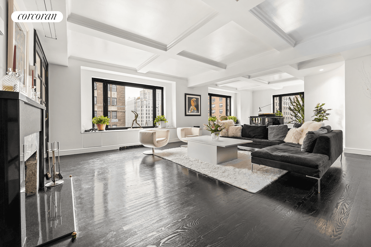 Fall in love with this full floor residence on Park Avenue with open views !