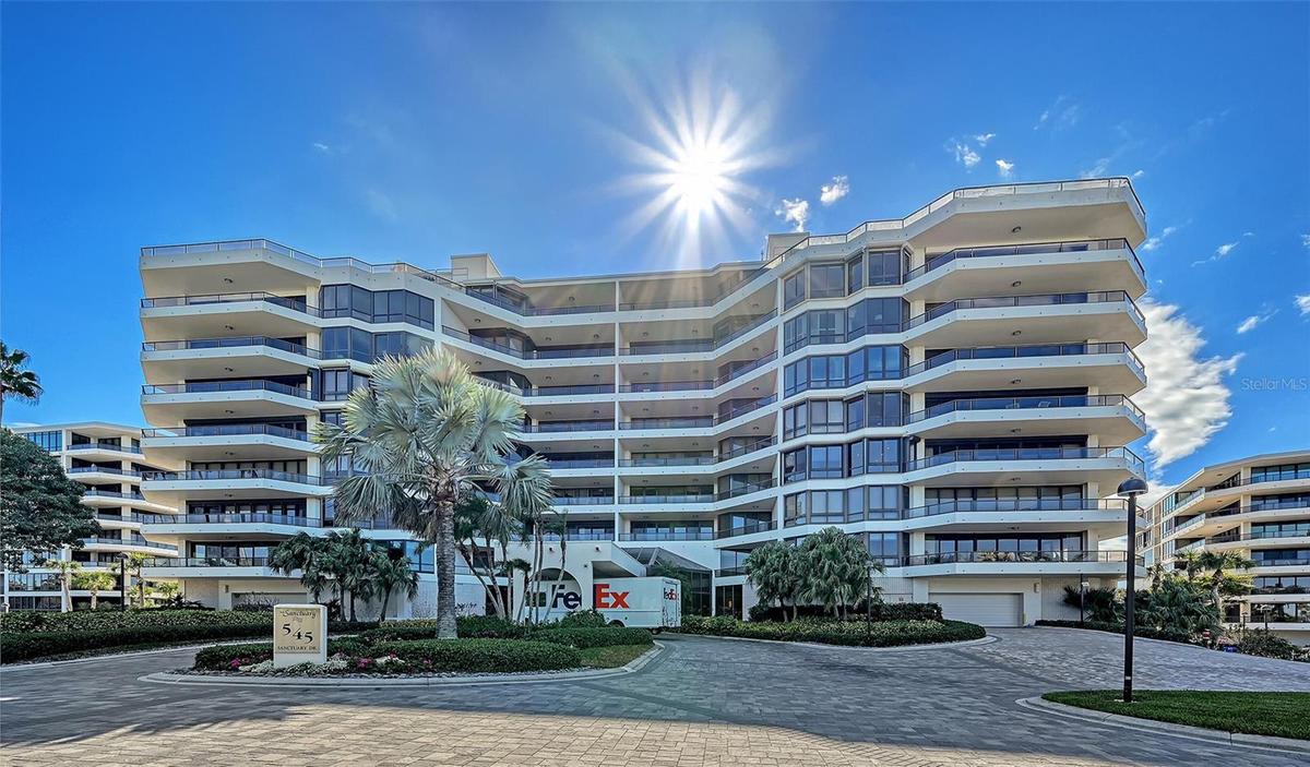 545 SANCTUARY DRIVE UNIT B305 THE PREMIER BLDG AT THE SANCTUARY