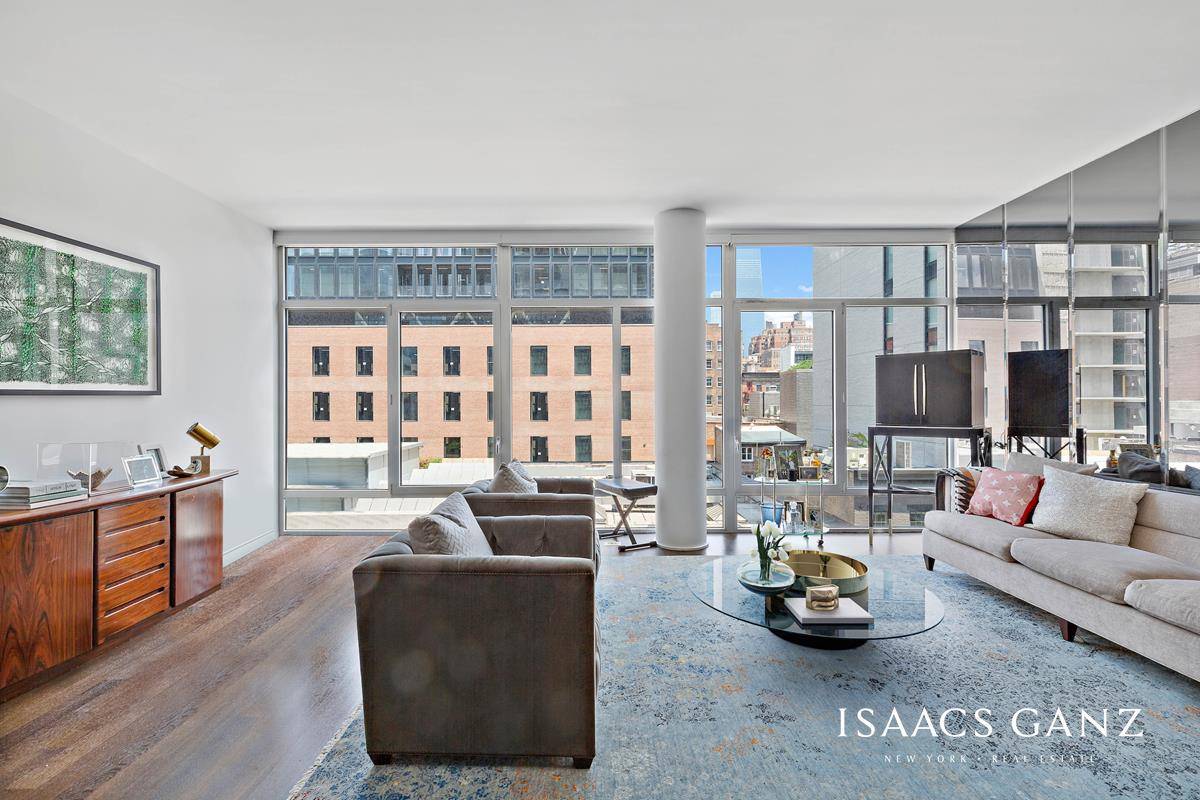 Selldorf Architects designed this understated, elegant apartment located in a classically contemporary eleven story luxury full service condominium.