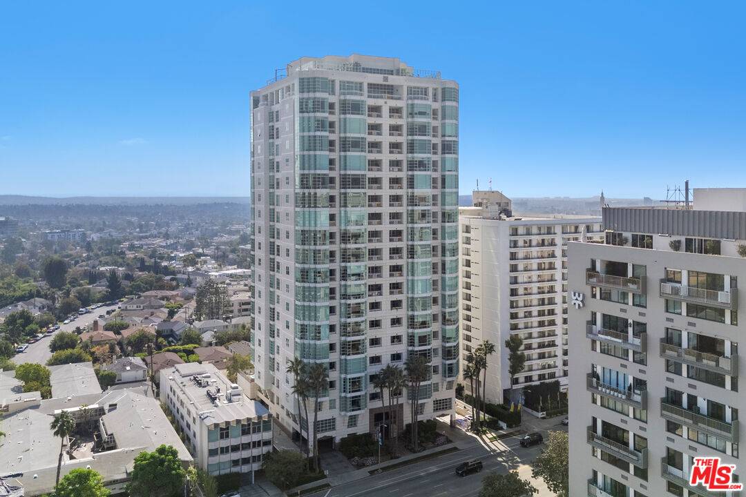 10380   Wilshire Blvd 3BR Westwood La