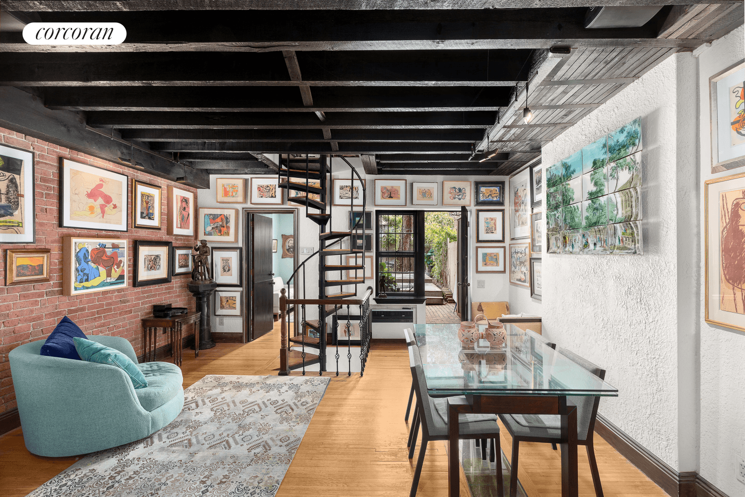 Step into a dream apartment in the heart of Manhattan's Upper West Side.