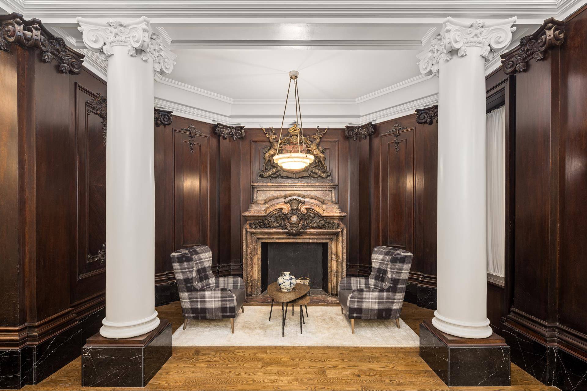 This split two bedroom, two bathroom residence is located in the amenity filled Chatsworth, a renovated and upgraded Prewar gem in Manhattan's coveted Upper West Side neighborhood.