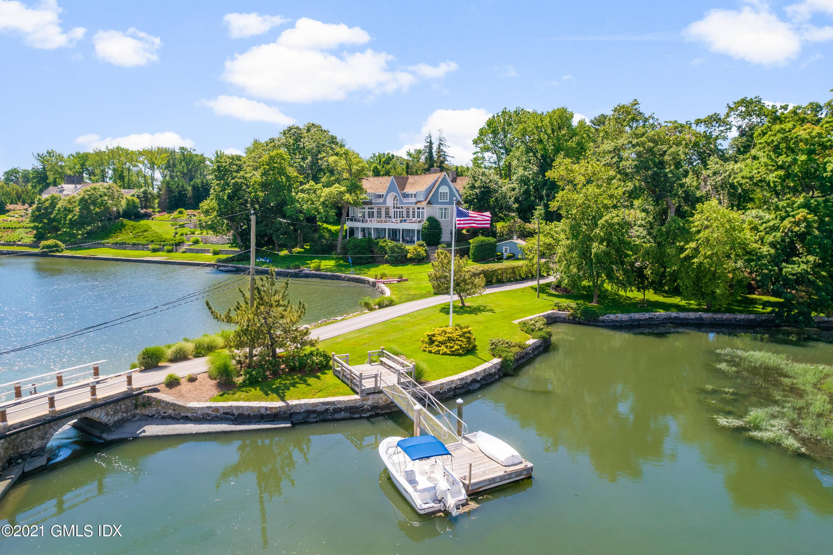 Spectacular direct Long Island Sound waterfront compound on 1.
