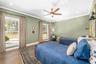 Guest Bedroom (2nd floor)