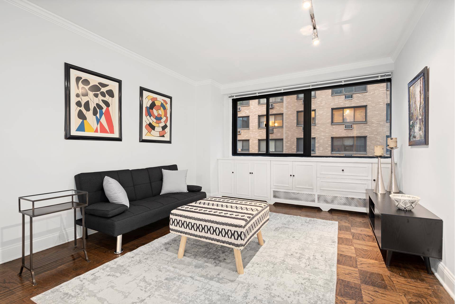 Welcome home ! Apartment 7GS at The Chelsea Lane is a stunning Jr 1 bedroom L studio with recently renovated bath, updated kitchen, and hardwood flooring throughout the living area.